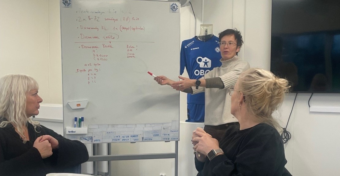 Jentesamling - Laura.jpg