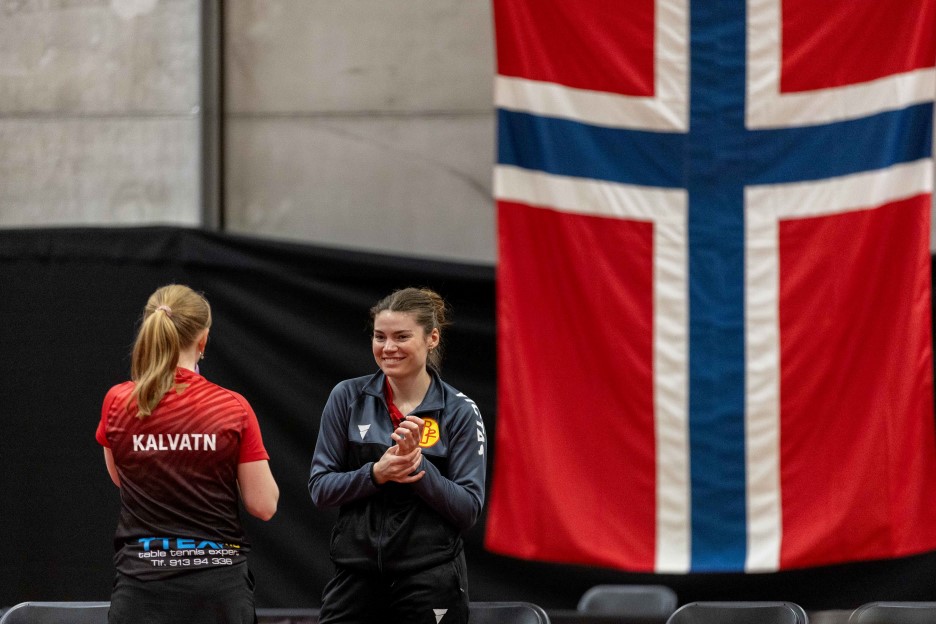 B72 sikret seg gullet i damer lag