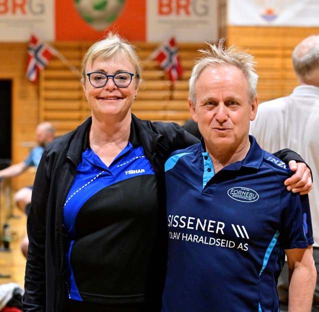 NM-gull til Eva Doverby og Pål Guttormsen i Mixed double 60. Foto: Helge N. Olsen.
