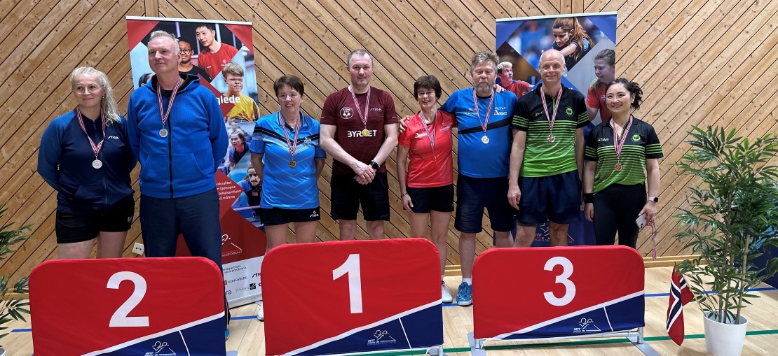 NM-gull til Bente Ulstein og Roger Andersson i Mix Double 50