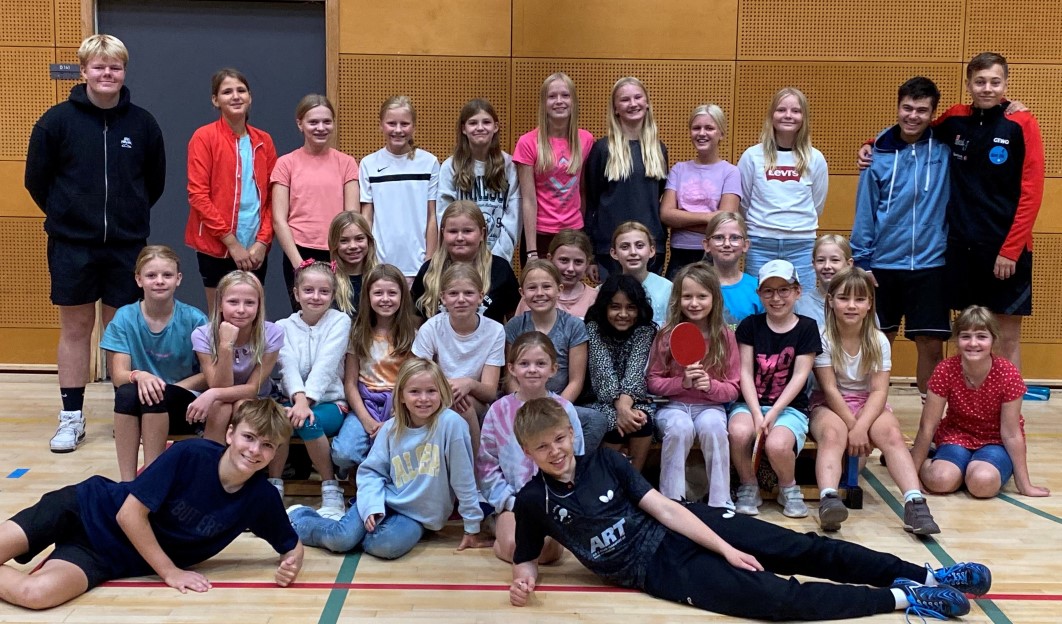 35 jenter deltok på sommerleiren for jenter i Skien.